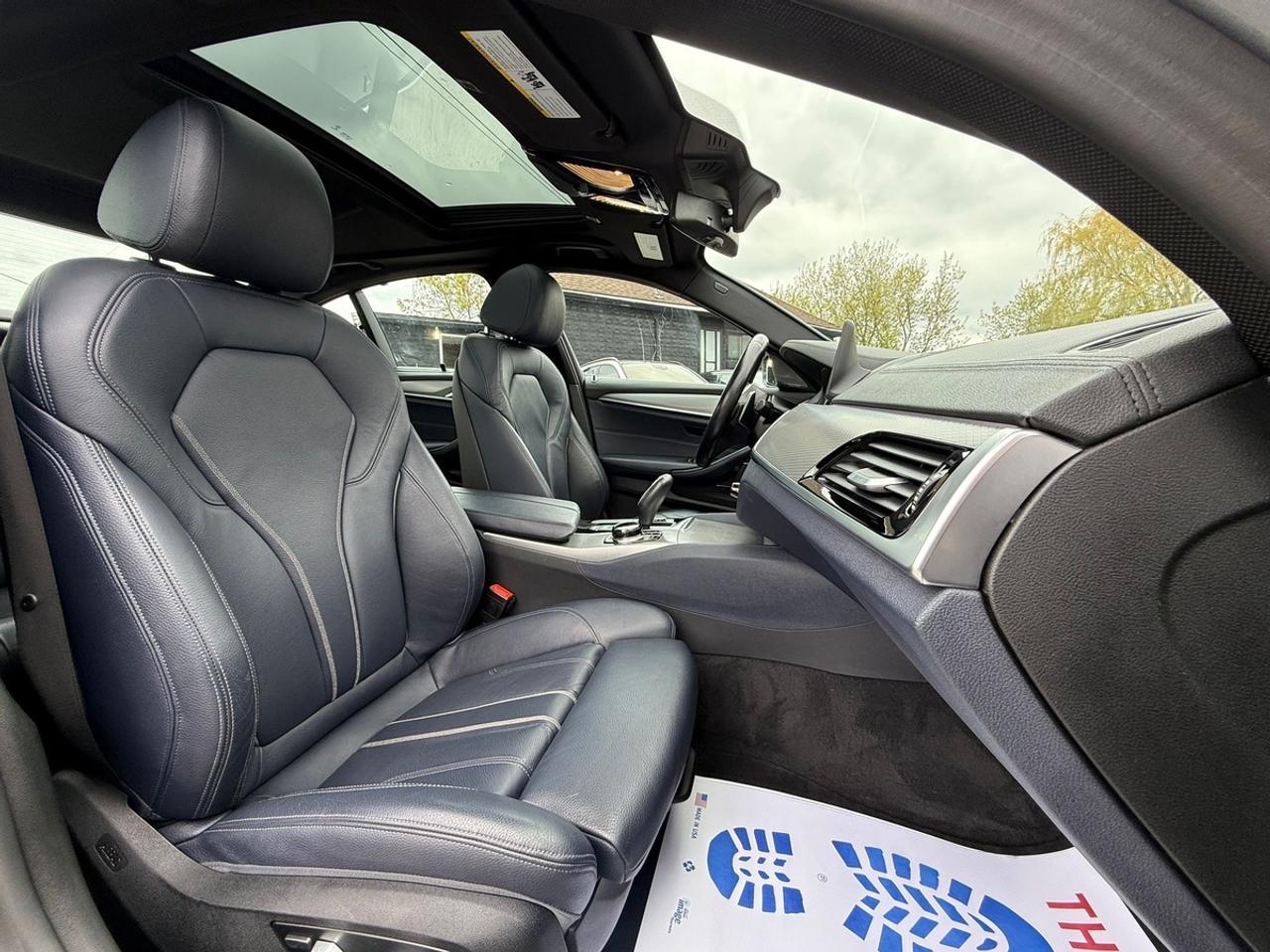 2017 BMW 5 Series 540i xDrive Photo