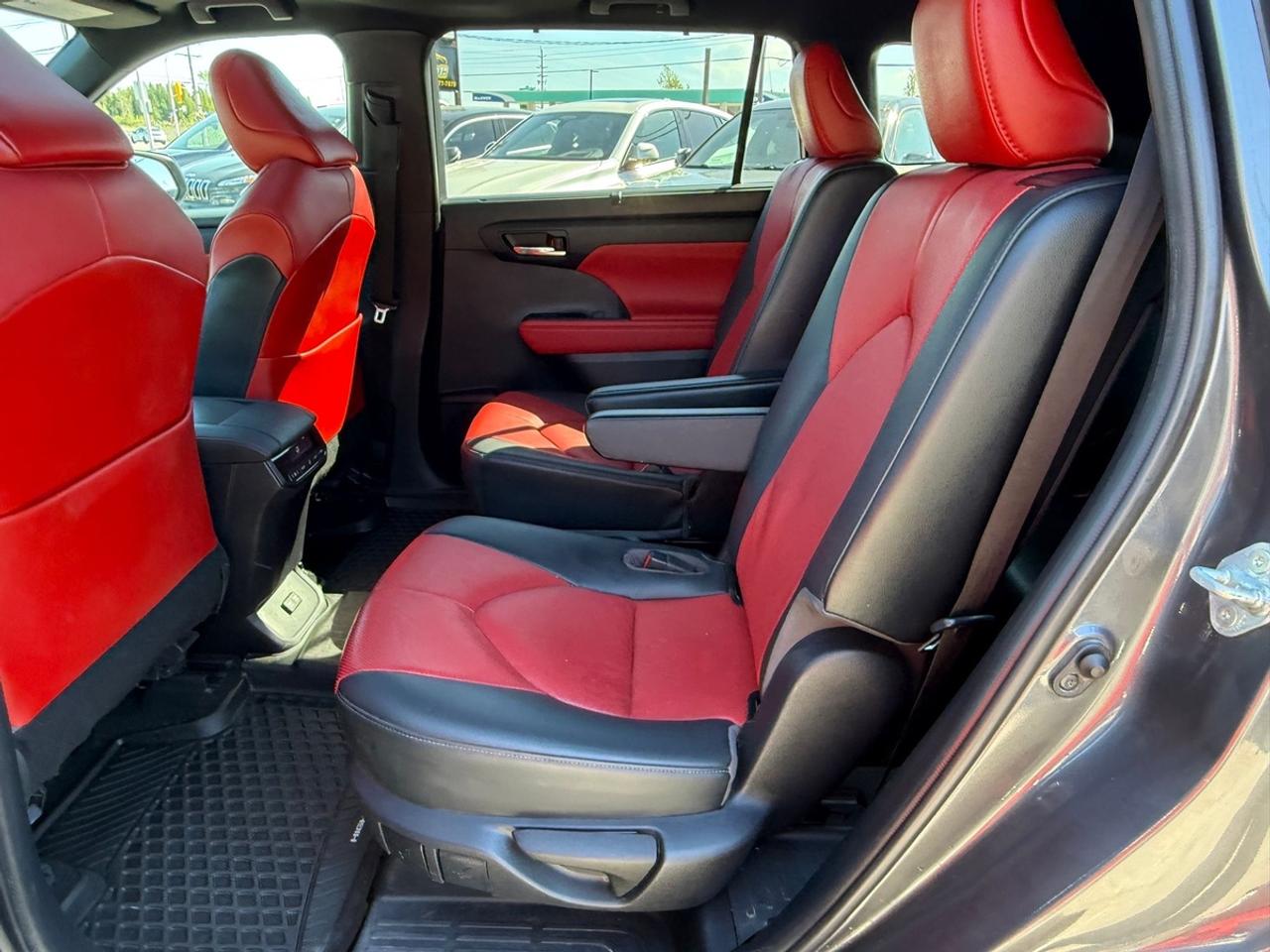 2021 Toyota Highlander XSE Photo