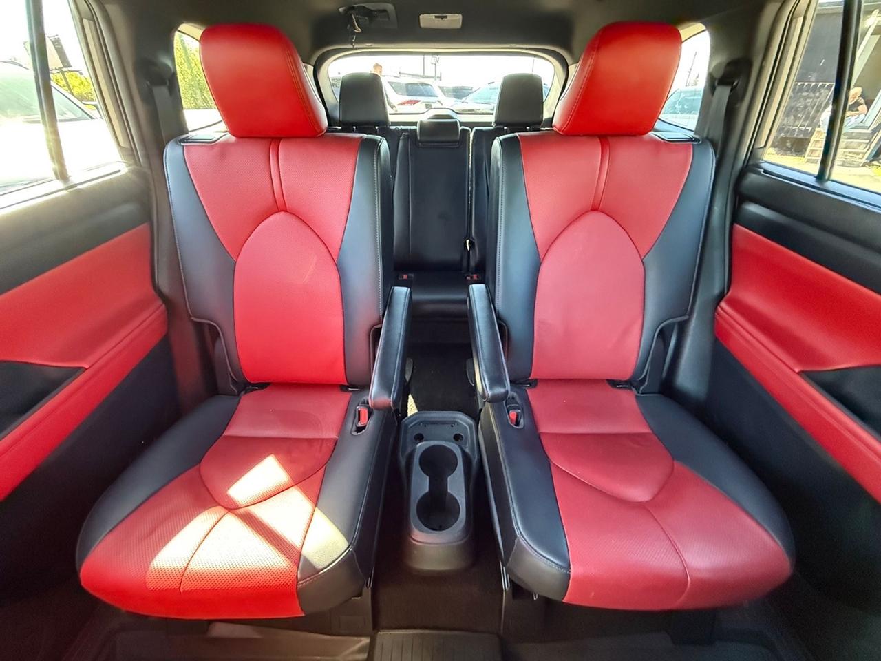 2021 Toyota Highlander XSE Photo