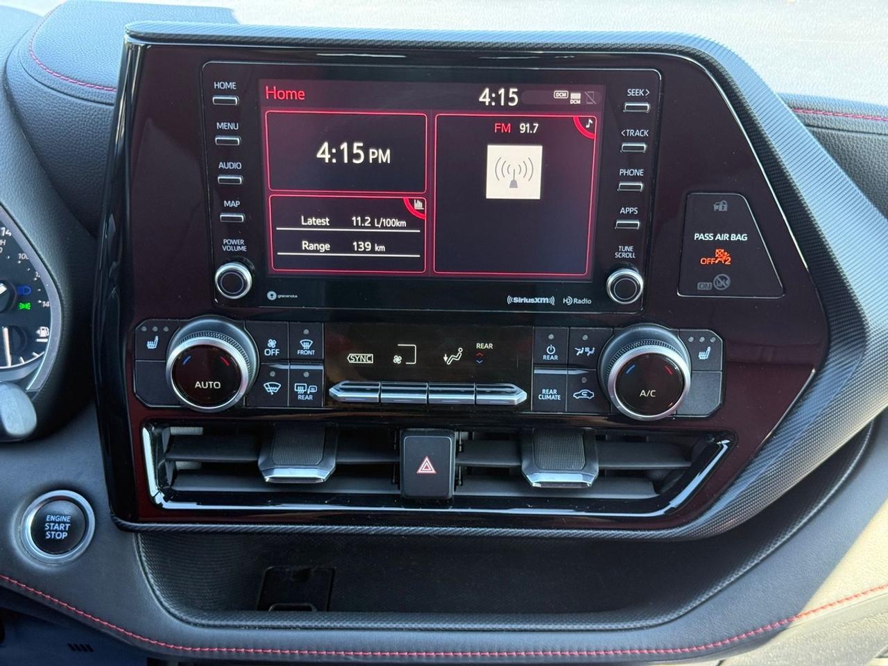 2021 Toyota Highlander XSE Photo