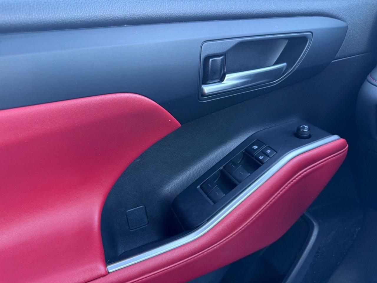 2021 Toyota Highlander XSE Photo