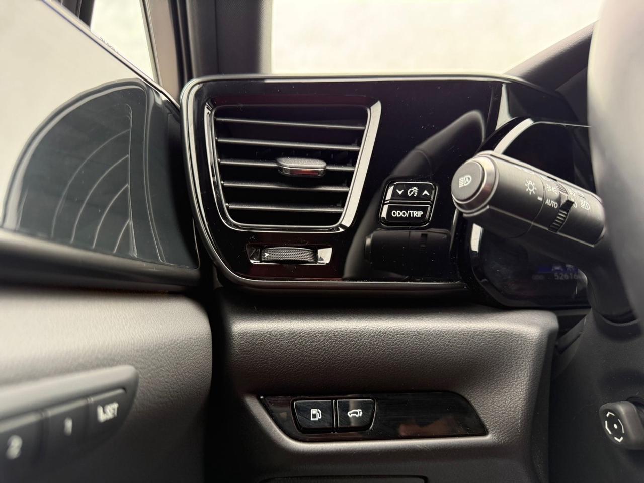 2022 Lexus NX 350h Premium Photo