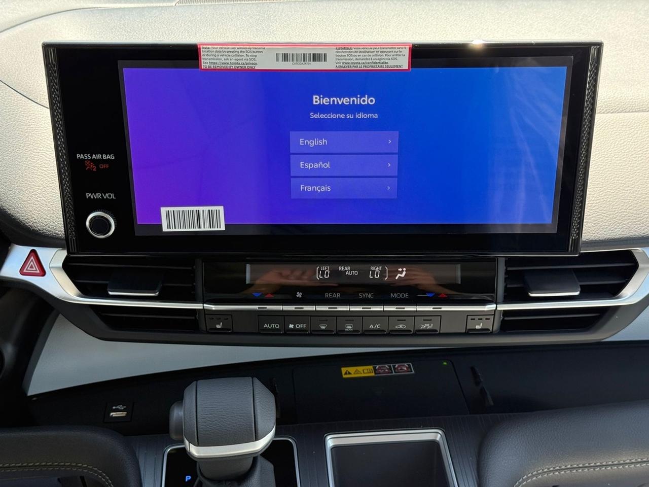 2025 Toyota Sienna XLE Photo