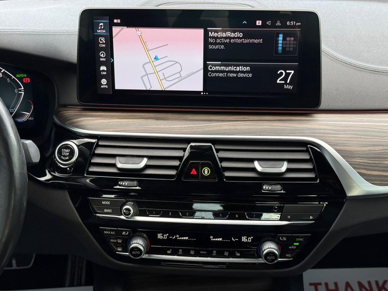 2022 BMW 5 Series 540i xDrive Photo