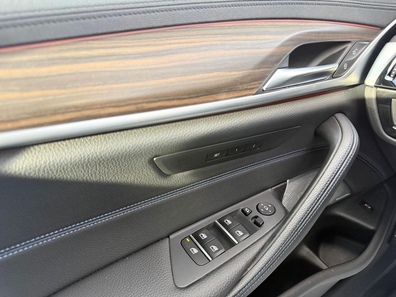 2022 BMW 5 Series 540i xDrive Photo