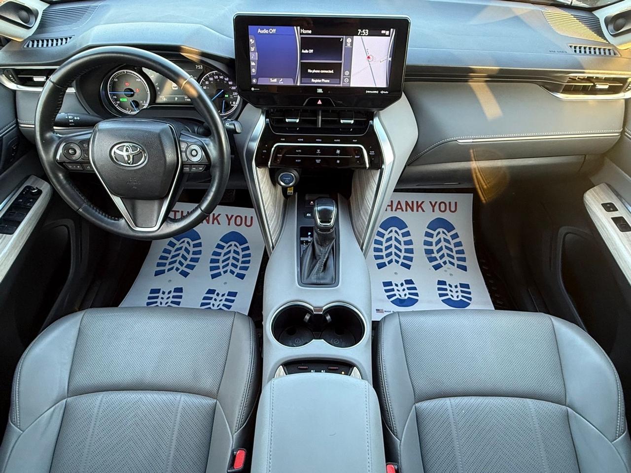 2021 Toyota Venza XLE Photo