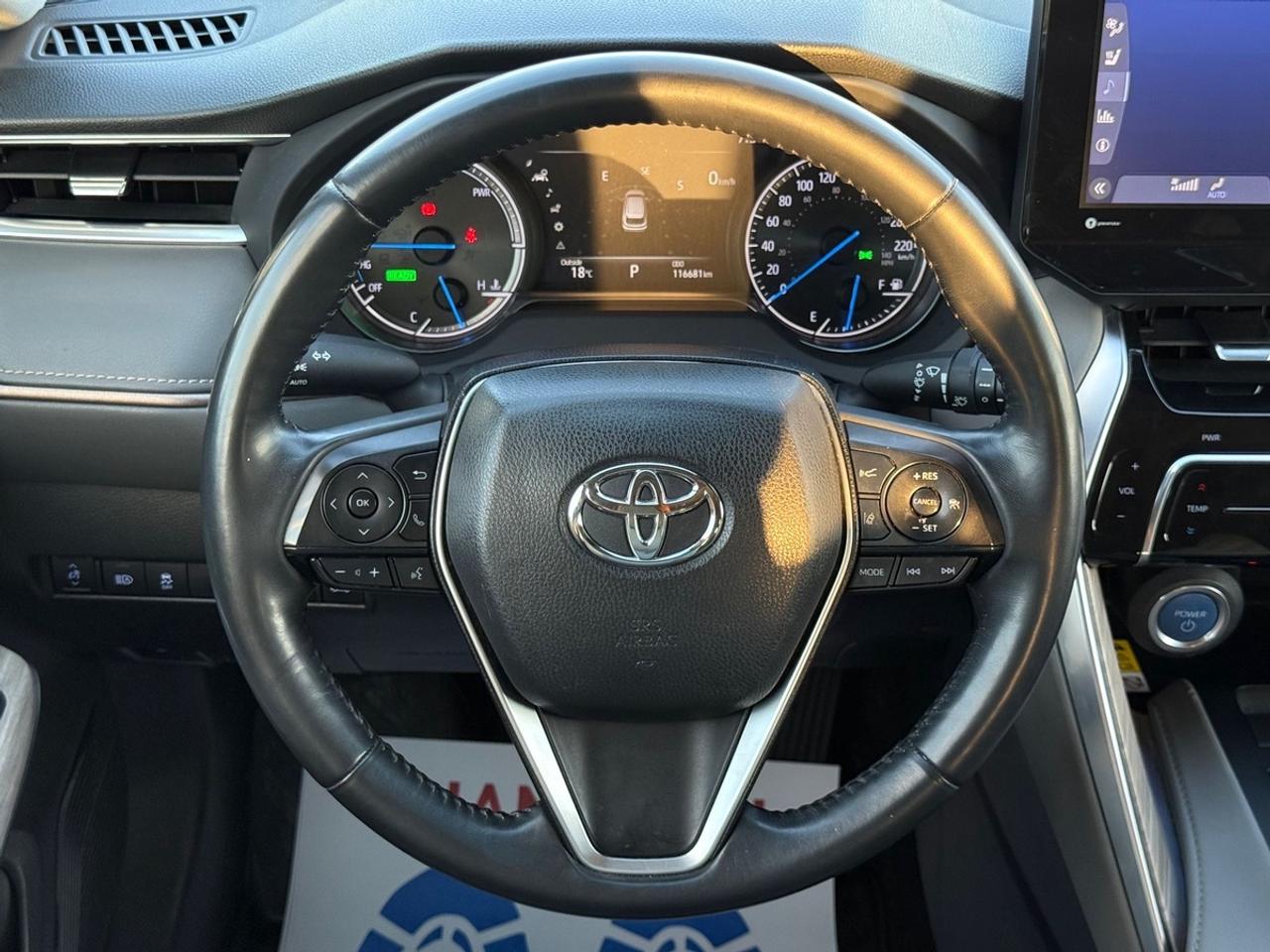 2021 Toyota Venza XLE Photo