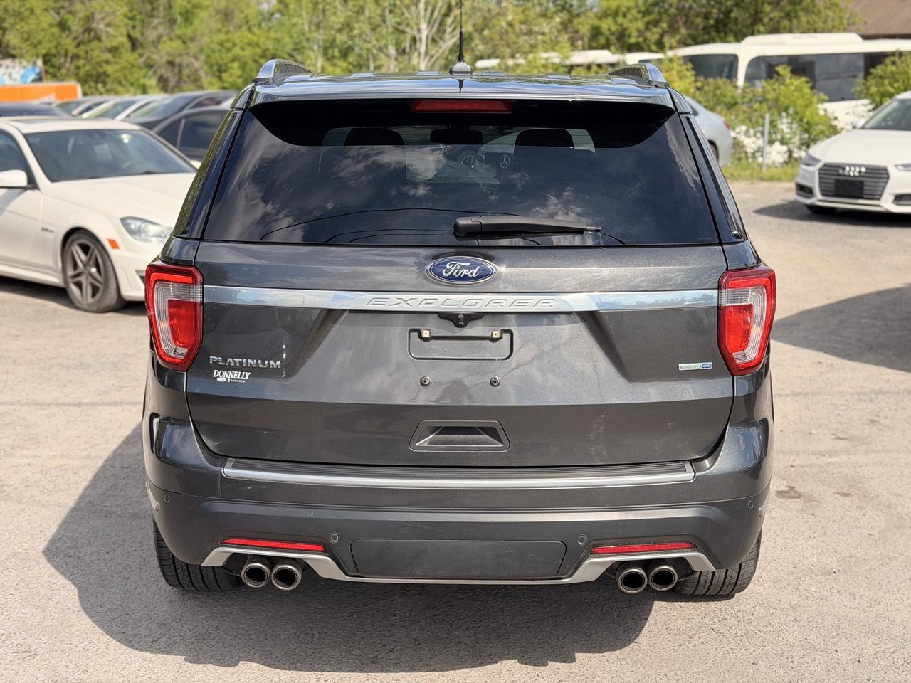 2018 Ford Explorer Platinum Photo