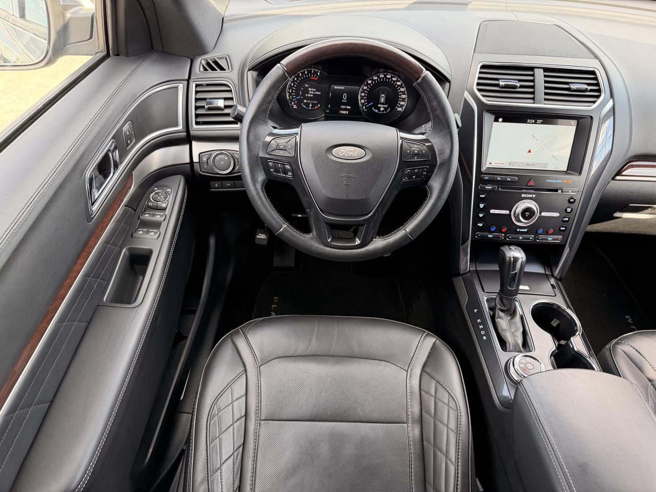 2018 Ford Explorer Platinum Photo