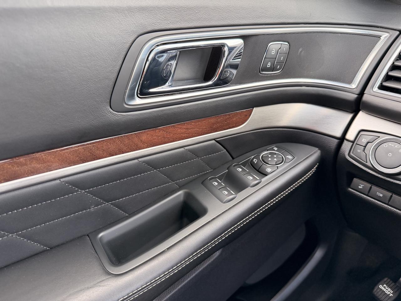 2018 Ford Explorer Platinum Photo