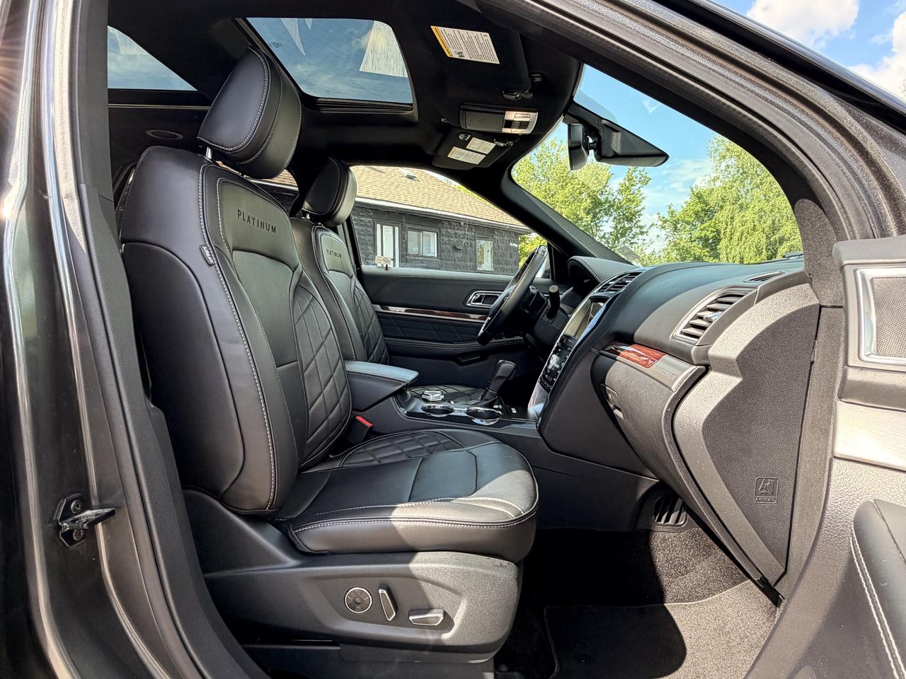 2018 Ford Explorer Platinum Photo