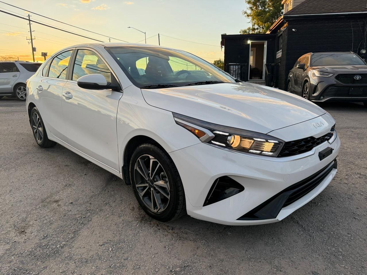 2024 Kia Forte IVT Photo