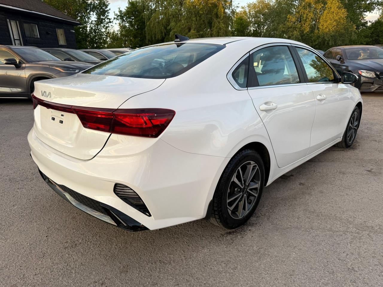 2024 Kia Forte IVT Photo