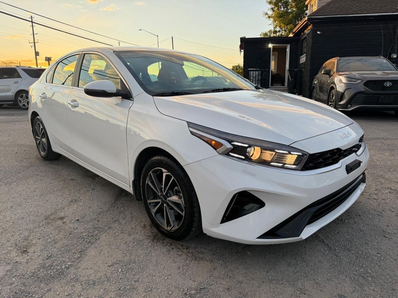 2024 Kia Forte IVT Photo