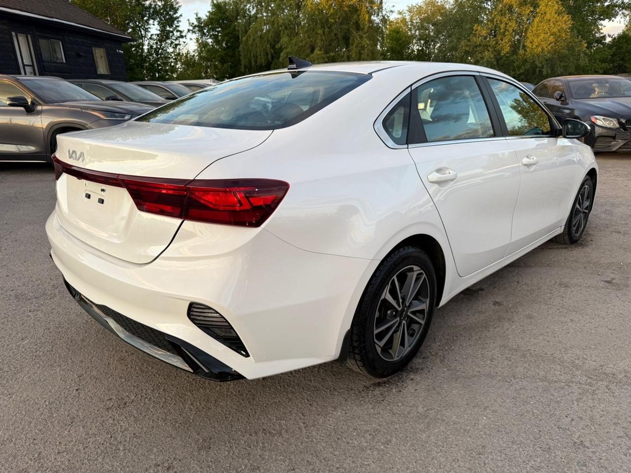 2024 Kia Forte IVT Photo