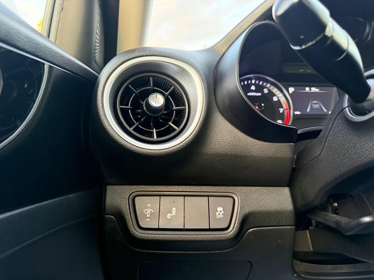 2024 Kia Forte IVT Photo