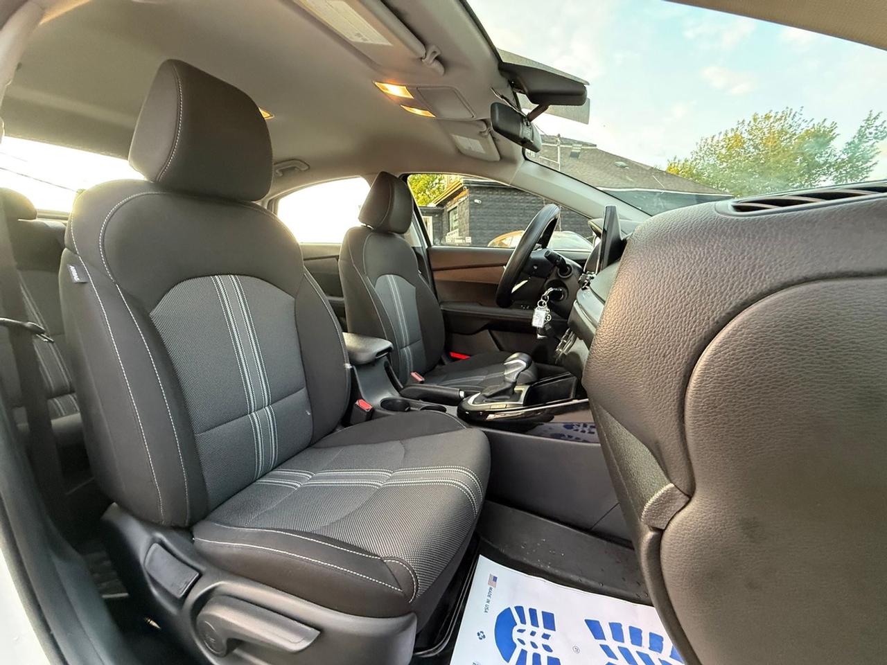 2024 Kia Forte IVT Photo