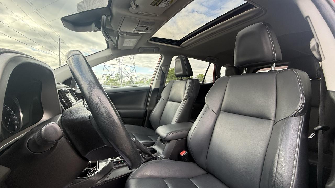 2016 Toyota RAV4 LIMITED  Photo