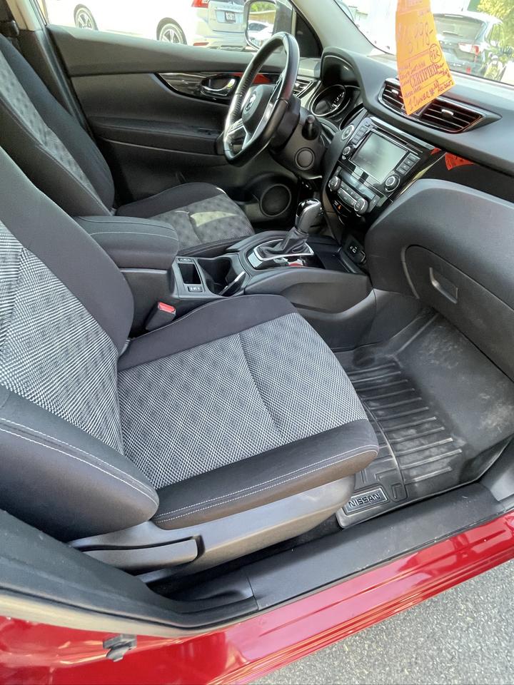2019 Nissan Qashqai S Photo