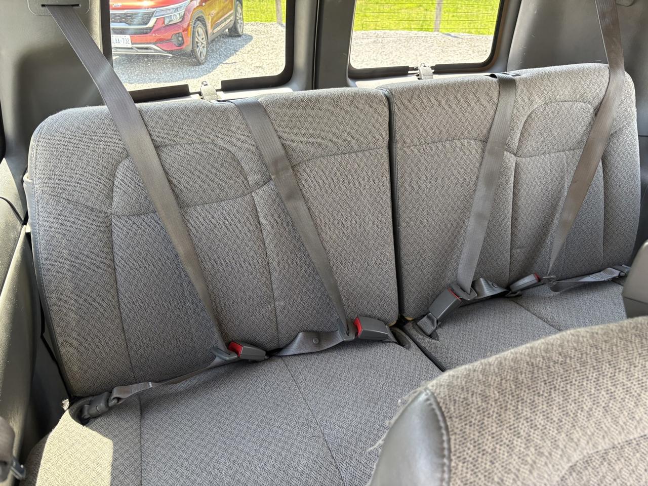 2018 Chevrolet Express LT 2500 Photo
