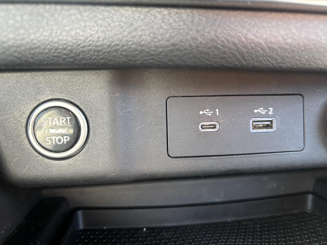 2022 Nissan Rogue S, All Wheel Drive, Htd. Seats, Alloy Wheels Photo