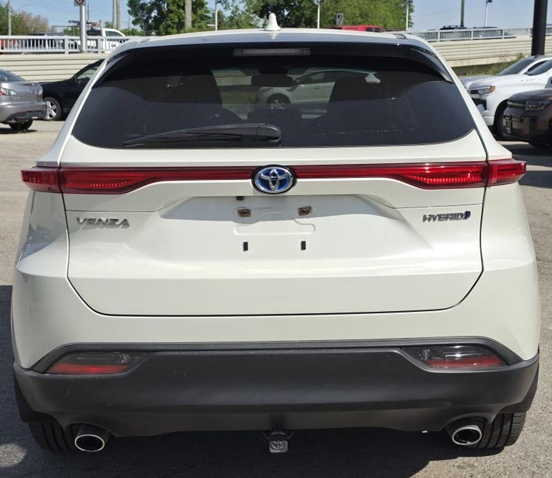 2021 Toyota Venza LE / ONE OWNER / NO ACCIDENTS / AWD / HYBRID Photo2