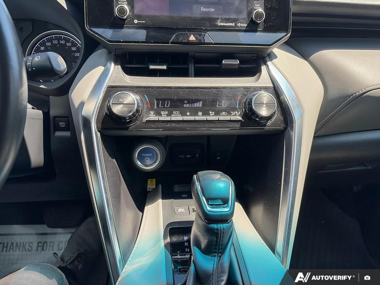 2021 Toyota Venza LE / ONE OWNER / NO ACCIDENTS / AWD / HYBRID Photo