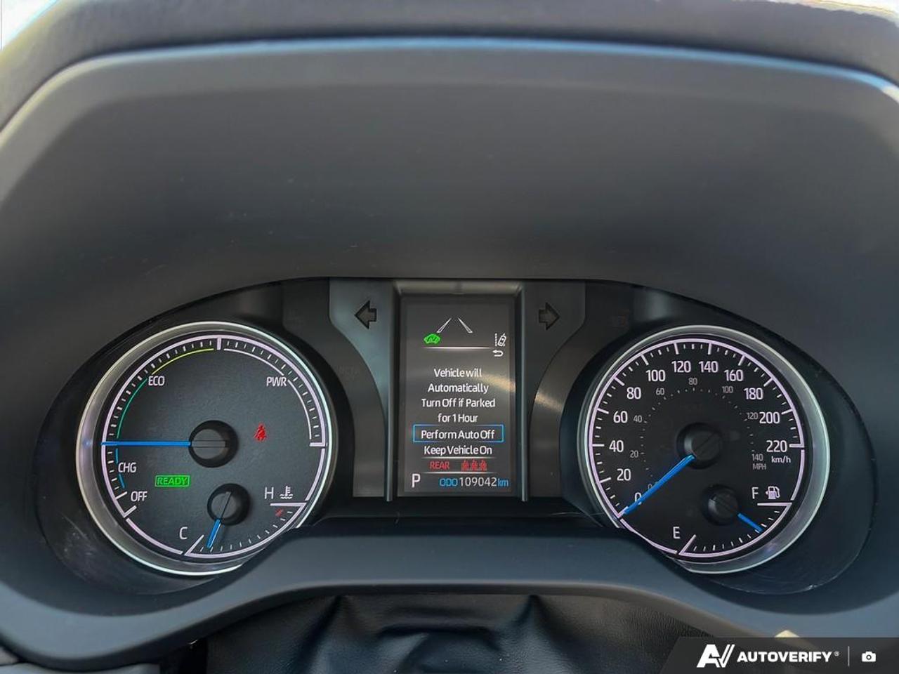 2021 Toyota Venza LE / ONE OWNER / NO ACCIDENTS / AWD / HYBRID Photo