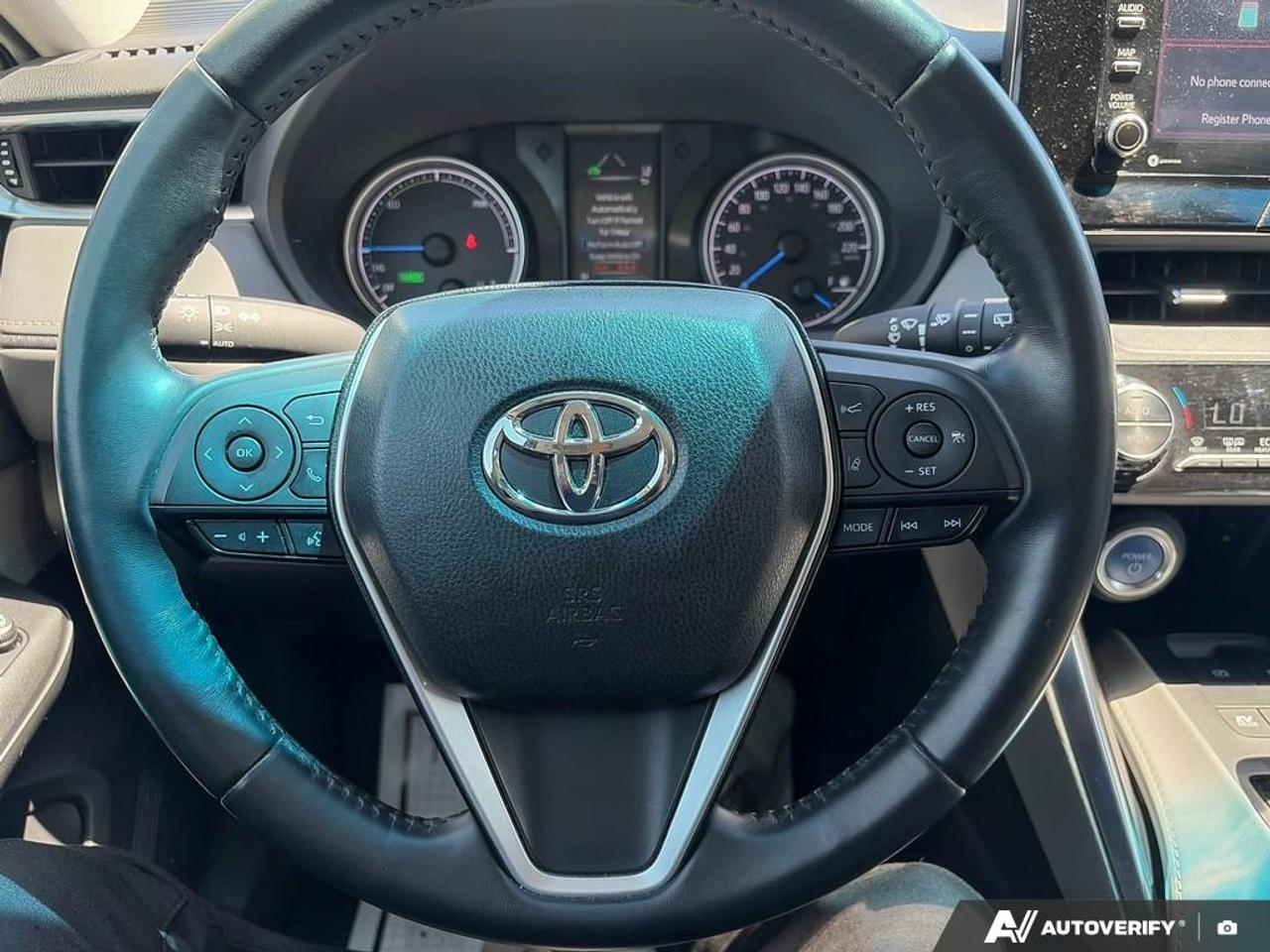 2021 Toyota Venza LE / ONE OWNER / NO ACCIDENTS / AWD / HYBRID Photo