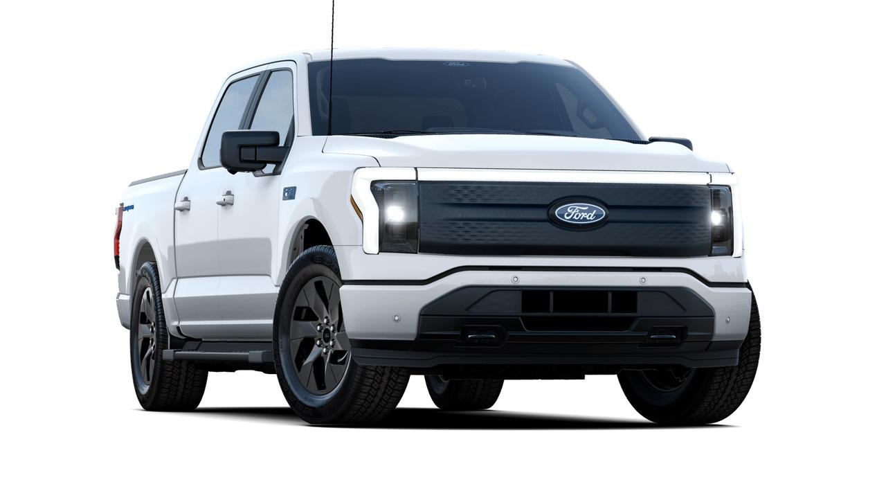 2024 Ford F-150 Lightning Flash 4WD SuperCrew 5.5' Box Photo3