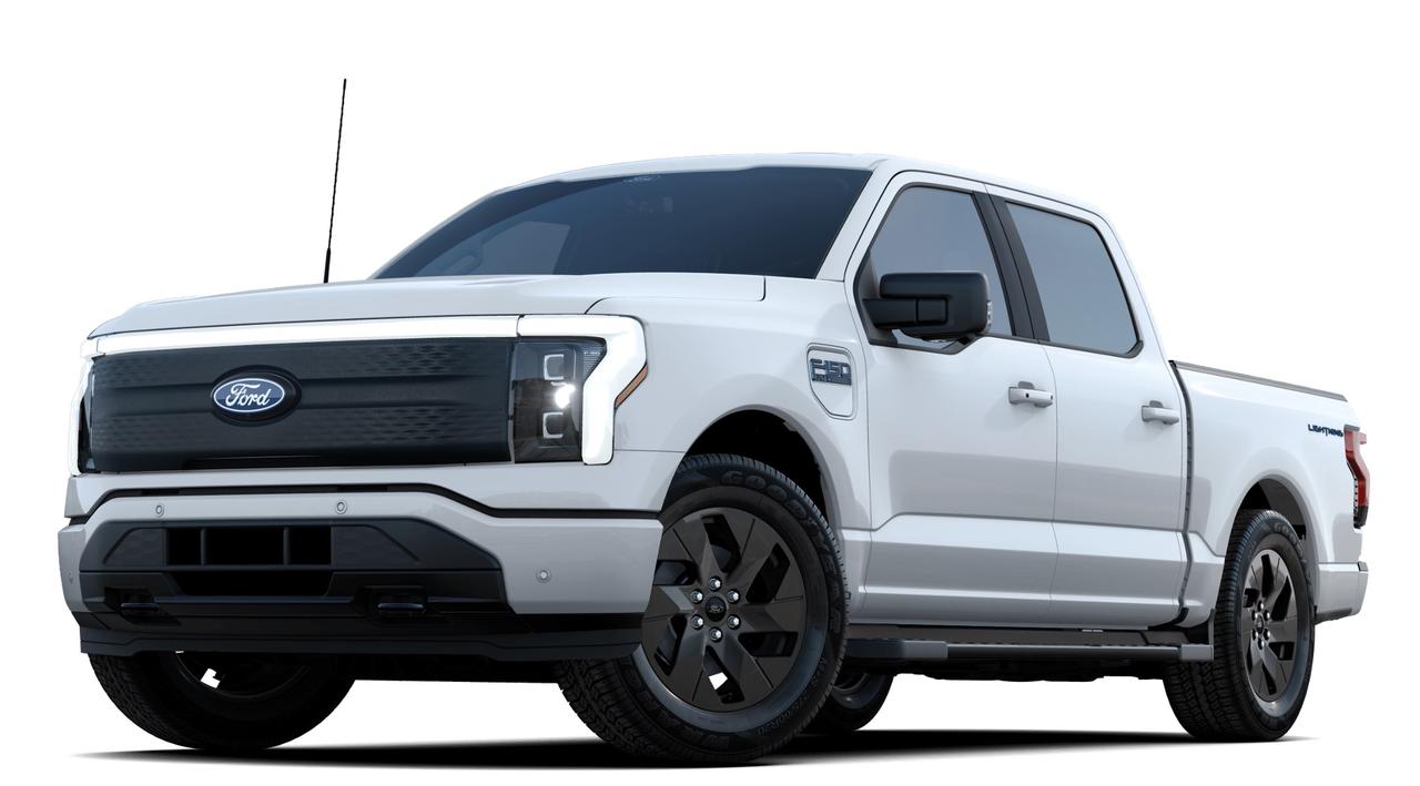 2024 Ford F-150 Lightning Flash 4WD SuperCrew 5.5' Box Photo0