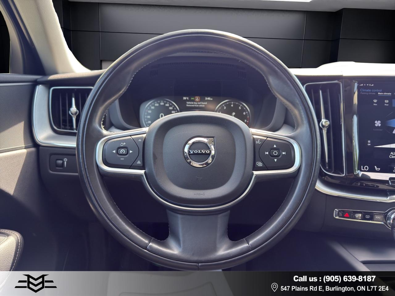 2018 Volvo XC60 T6 AWD Momentum - Navigation - Leather !!! Photo