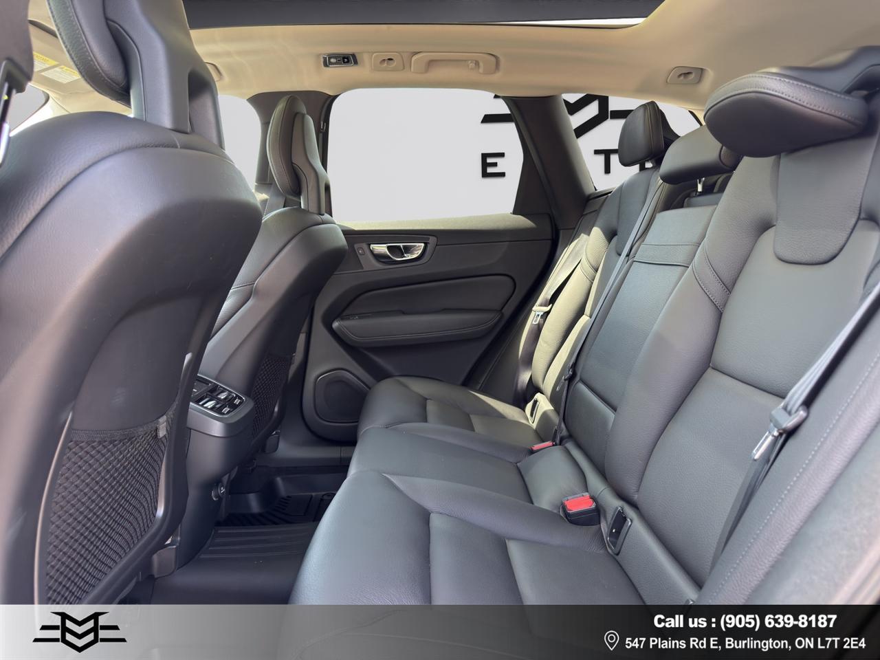 2018 Volvo XC60 T6 AWD Momentum - Navigation - Leather !!! Photo