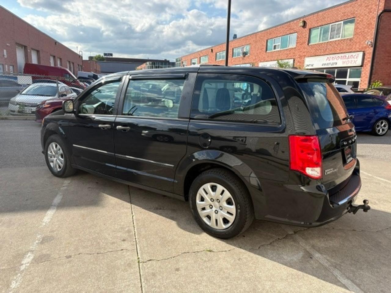 2016 Dodge Grand Caravan ONLY 44KM-REAR STOW N GO-TOW PACKAGE-CERTIFIED-NO ACCIDENTS Photo