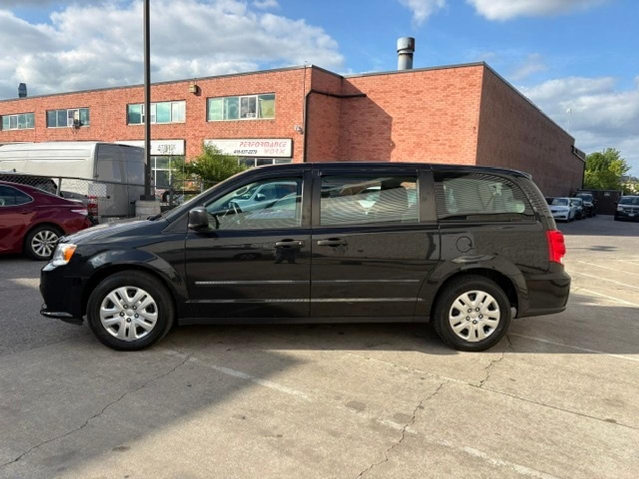 2016 Dodge Grand Caravan ONLY 44KM-REAR STOW N GO-TOW PACKAGE-CERTIFIED-NO ACCIDENTS Photo