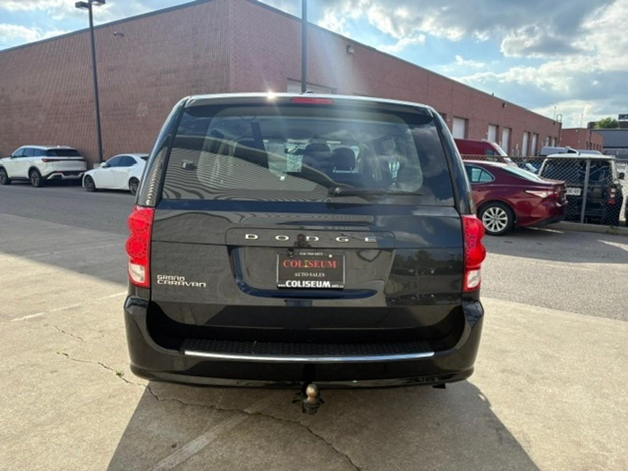 2016 Dodge Grand Caravan ONLY 44KM-REAR STOW N GO-TOW PACKAGE-CERTIFIED-NO ACCIDENTS Photo3