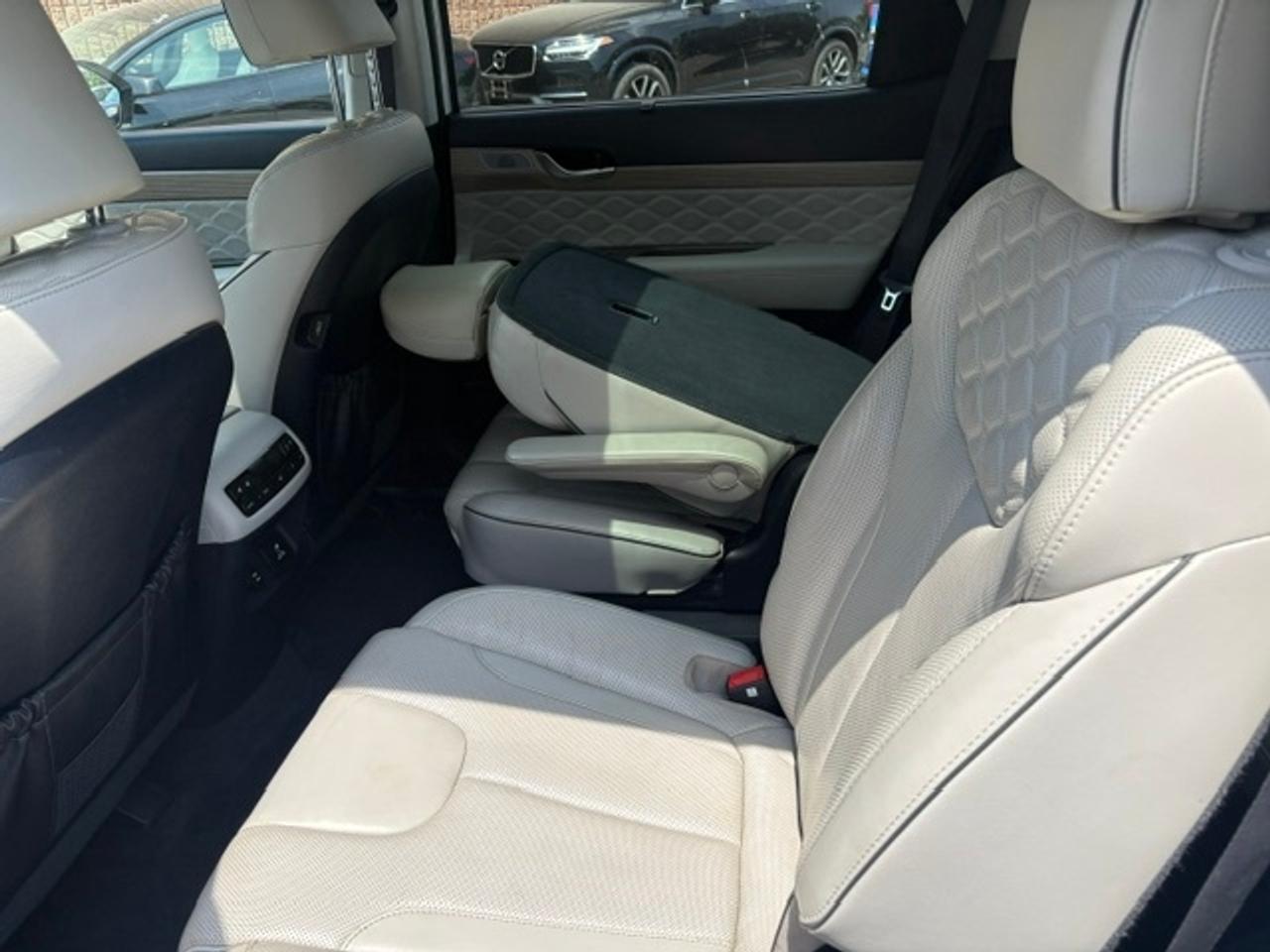 2021 Hyundai PALISADE ULTIMATE CALLIGRAPHY-AWD-7 PASSENGER-CERTIFIED Photo