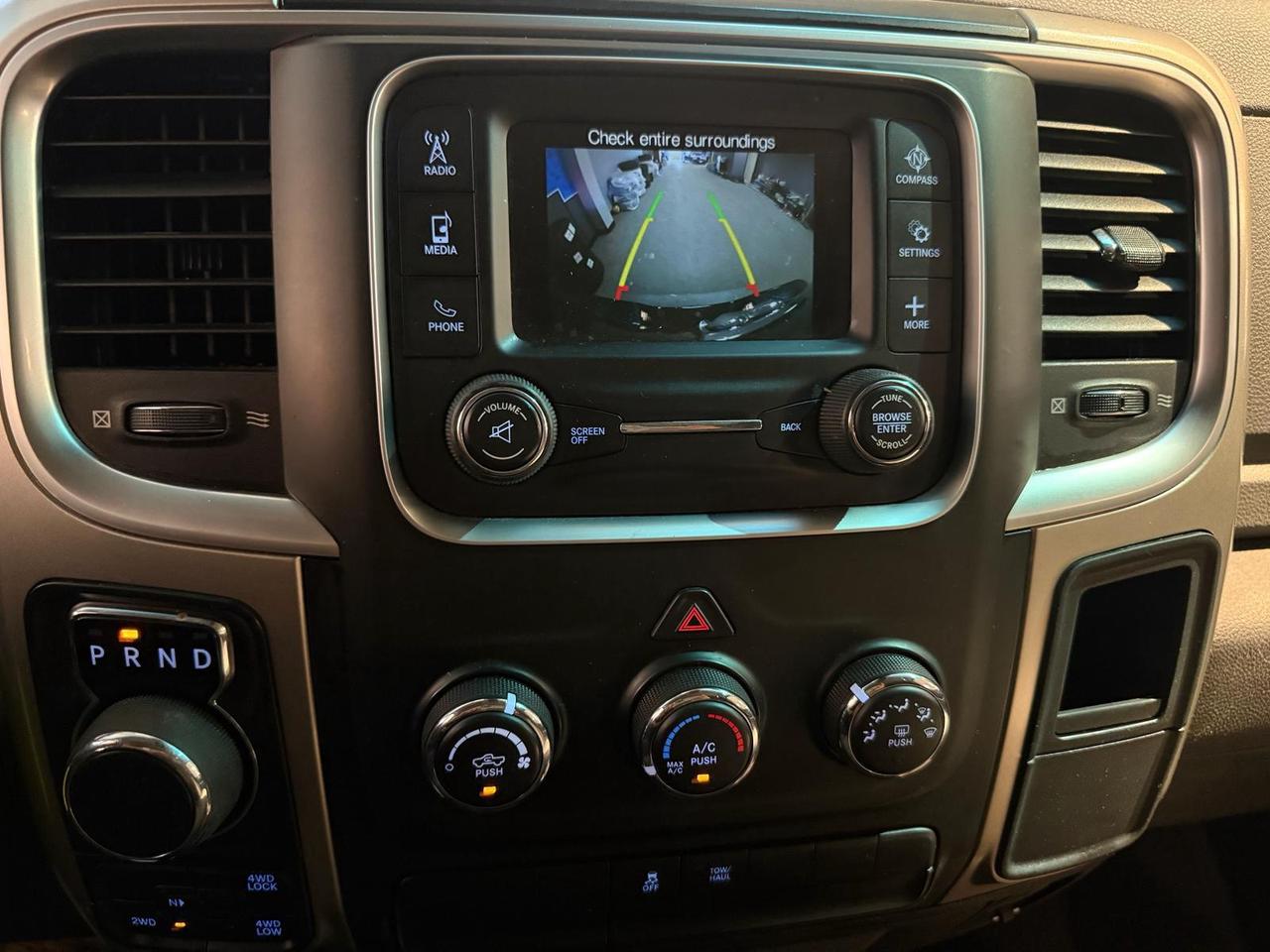 2019 RAM 1500 Classic SLT 4X4 CREW CAB 6'4" BOX Photo