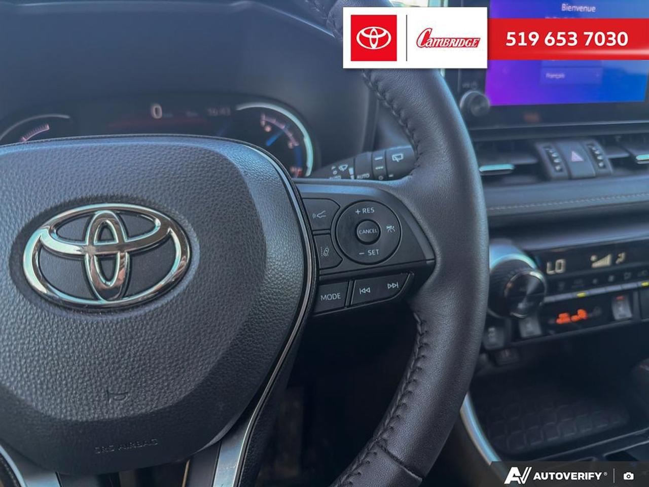 2025 Toyota RAV4 Hybrid XLE Photo