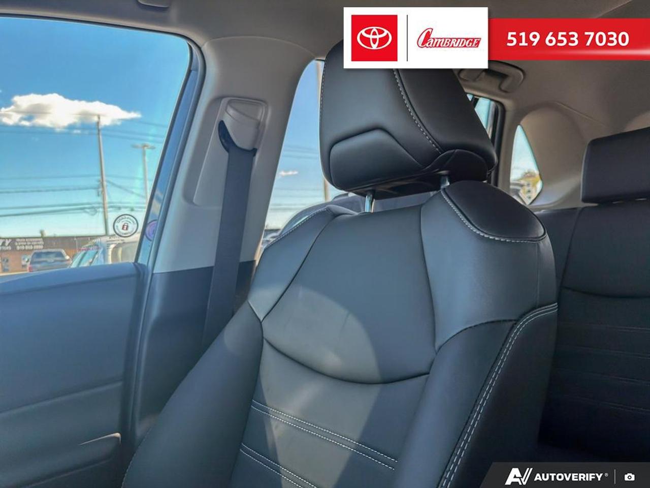 2025 Toyota RAV4 Hybrid XLE Photo