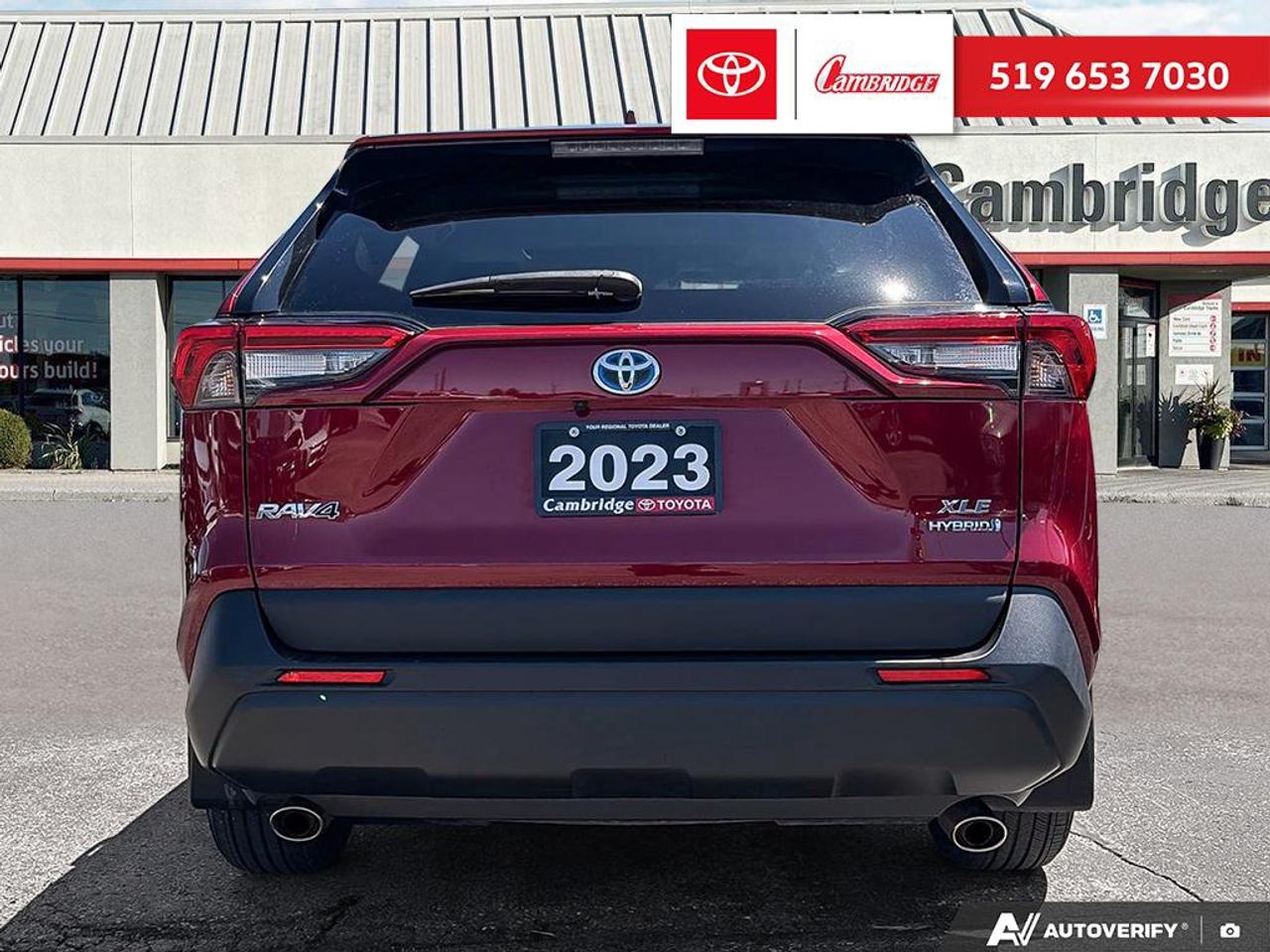 2023 Toyota RAV4 Hybrid XLE Photo