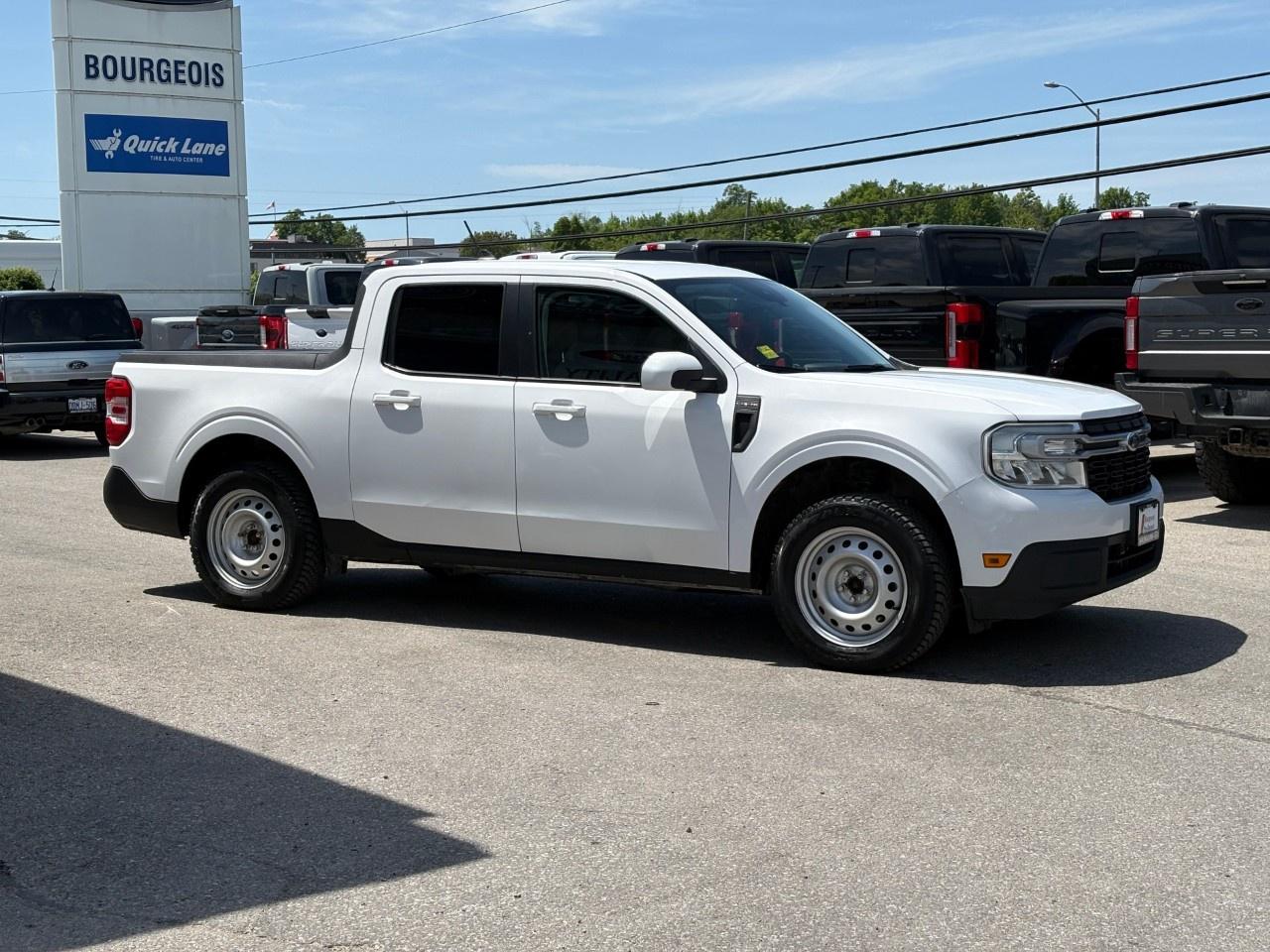 2023 Ford Maverick Lariat AWD SuperCrew Photo