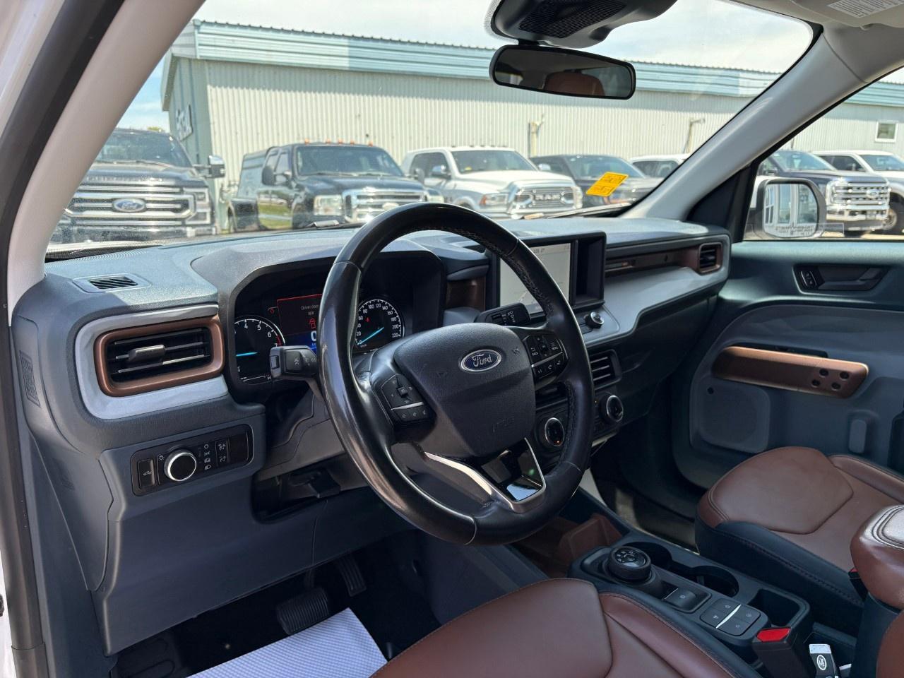 2023 Ford Maverick Lariat AWD SuperCrew Photo