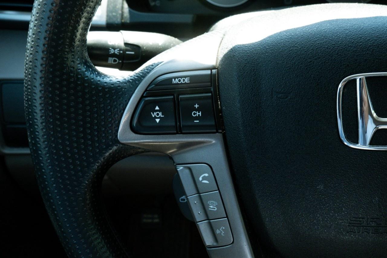 2016 Honda Odyssey LX Photo