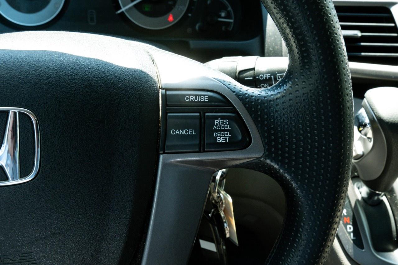 2016 Honda Odyssey LX Photo
