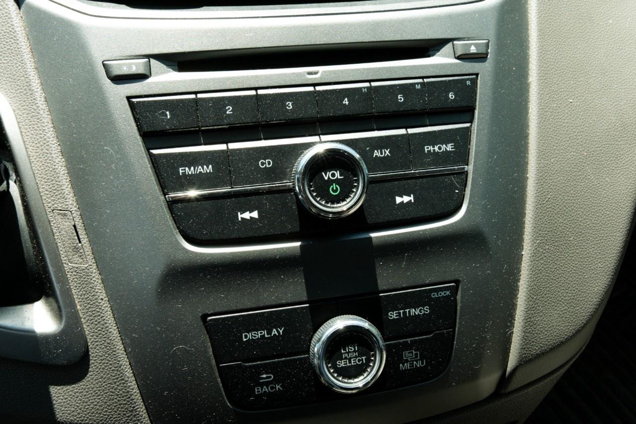2016 Honda Odyssey LX Photo
