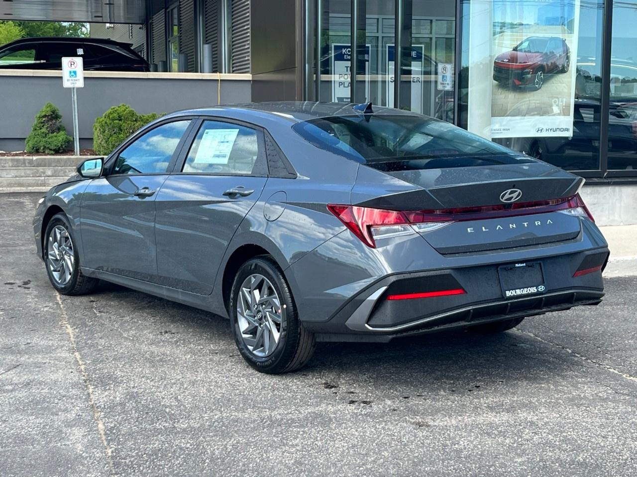 2026 Hyundai Elantra Preferred IVT Photo