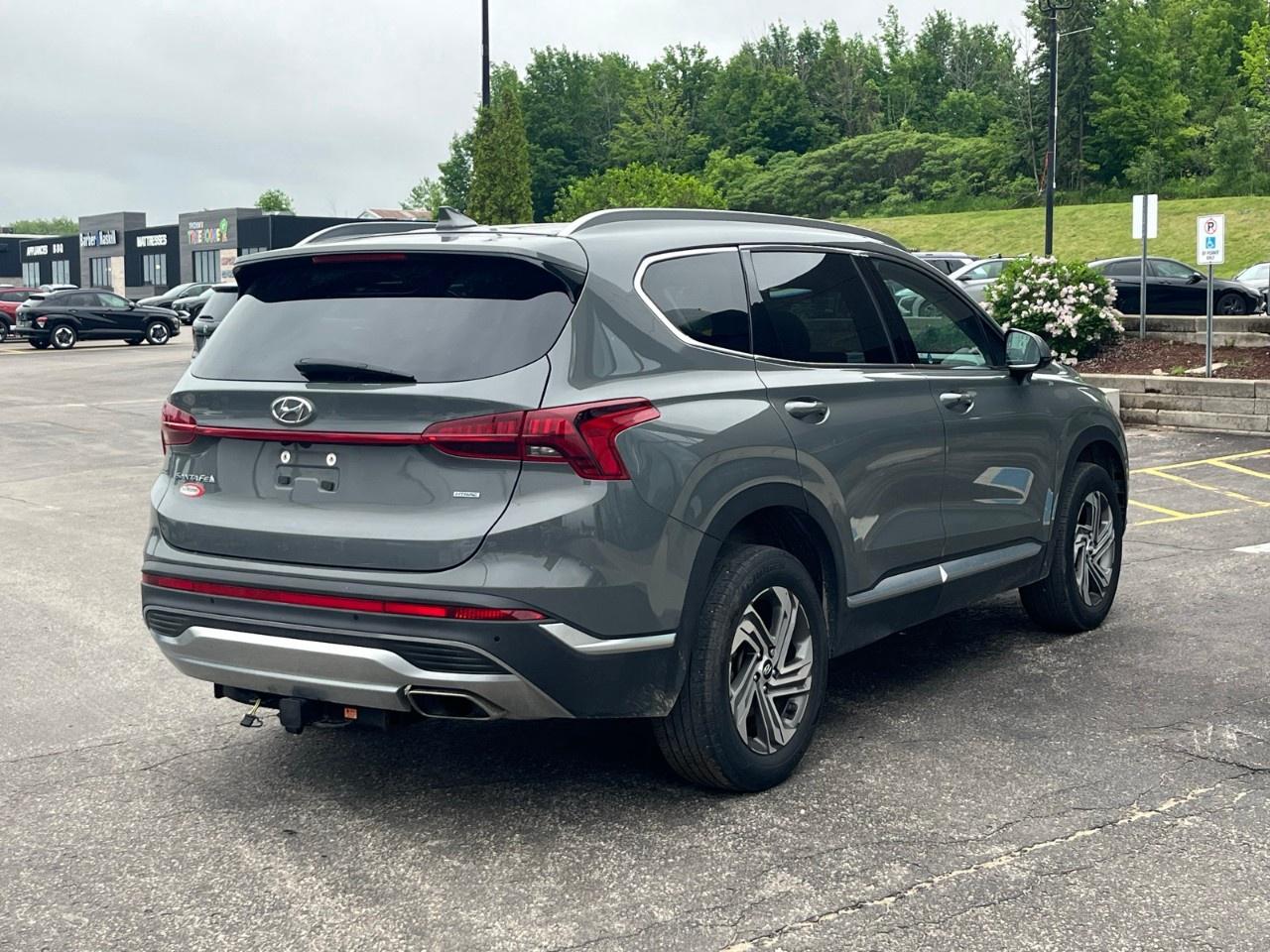 2023 Hyundai Santa Fe Preferred AWD Photo