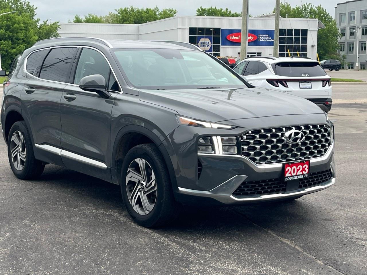 2023 Hyundai Santa Fe Preferred AWD Photo