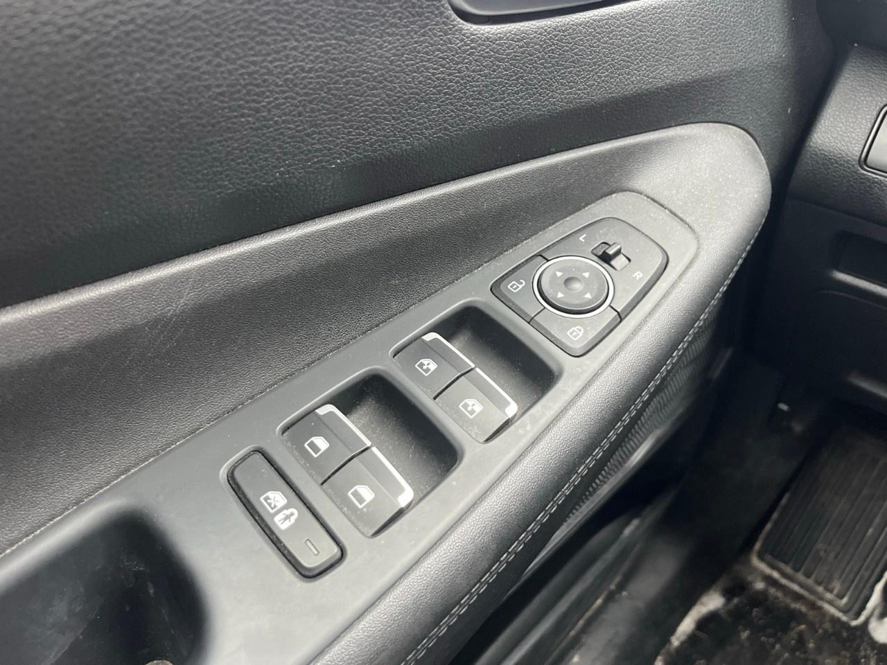 2023 Hyundai Santa Fe Preferred AWD Photo